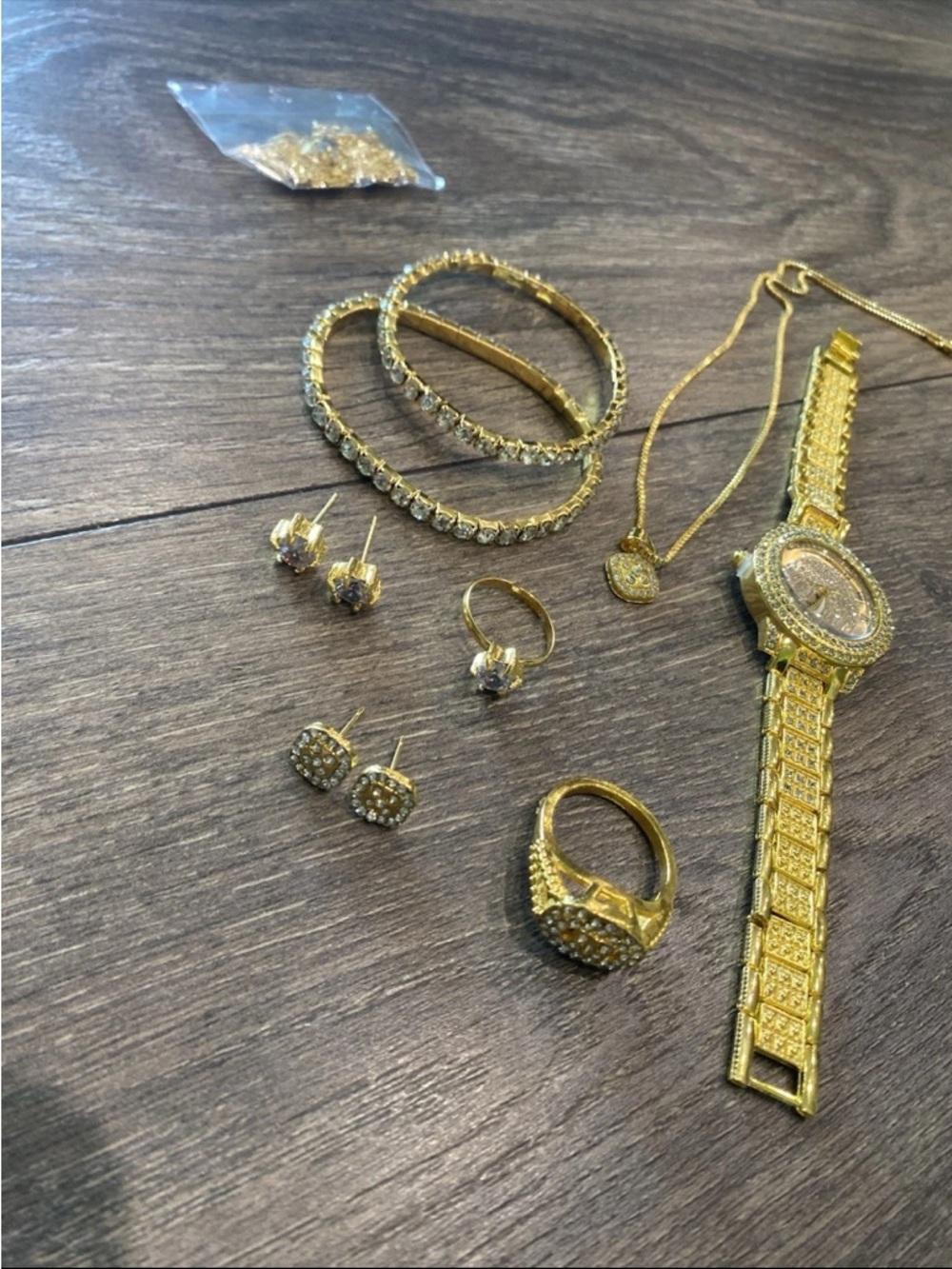 Gold-Tone Women's CostumeJewelry Set